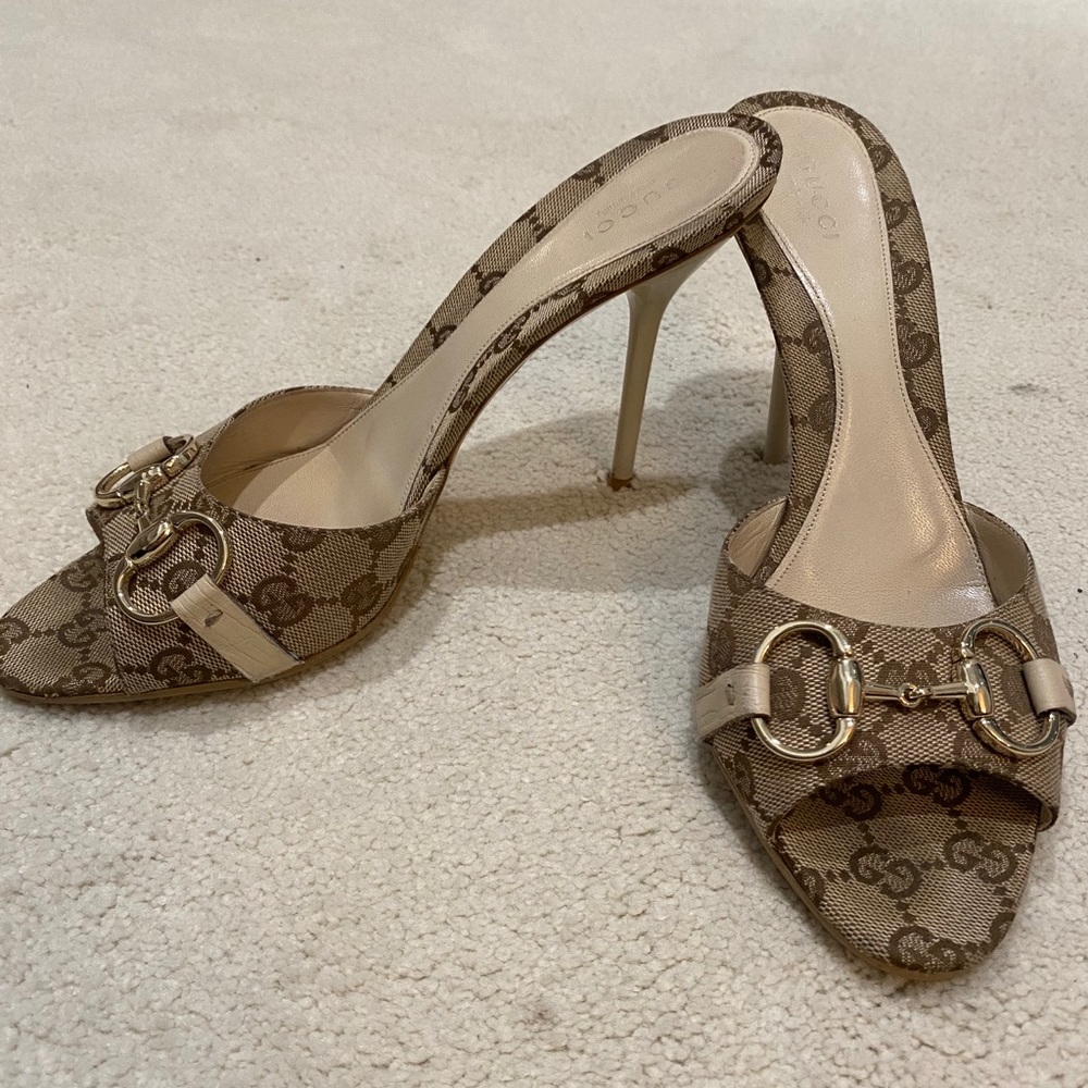 Authentic Gucci Peep Toe Pumps
